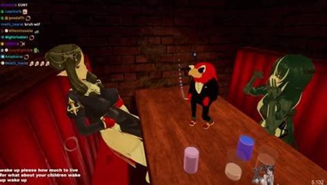 HeyImBee and ZilverK going crazy in VRChat : r/LivestreamFail